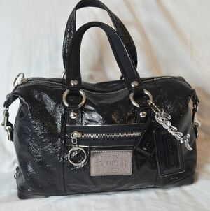 Coach Black Patent Leather Poppy 3 Hangtags